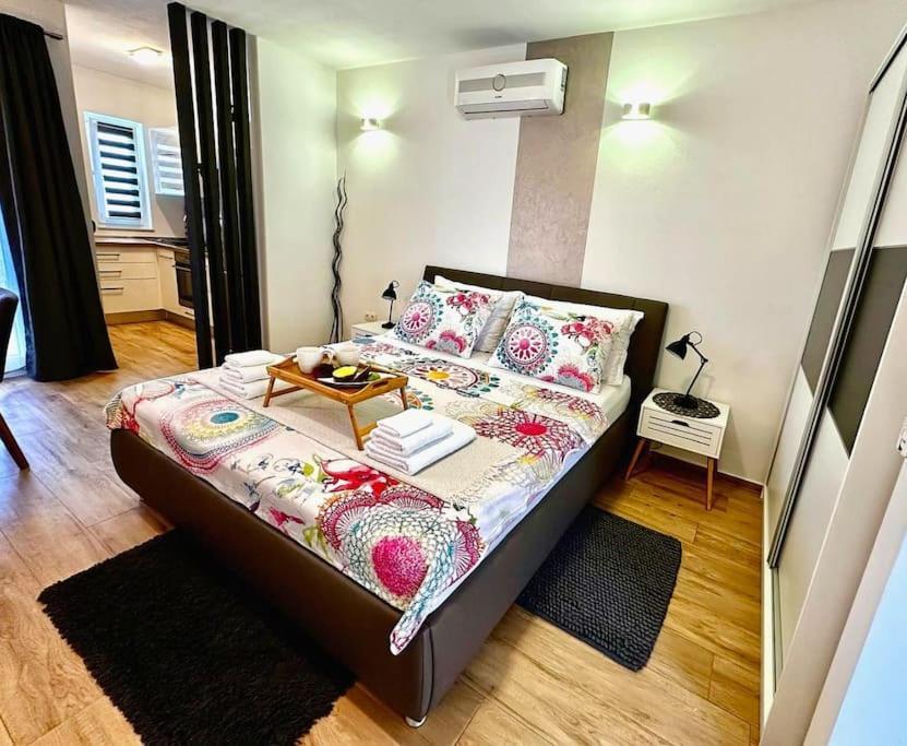 Holiday&Suite Klanac Vir Exteriör bild