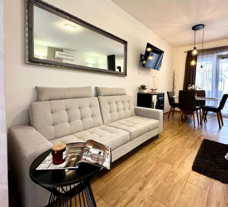 Holiday&Suite Klanac Vir Exteriör bild